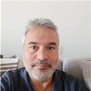 Avvocato non esercente insegna Diritto on-line per ragazzi/e che vogliono approcciarsi alla materia.